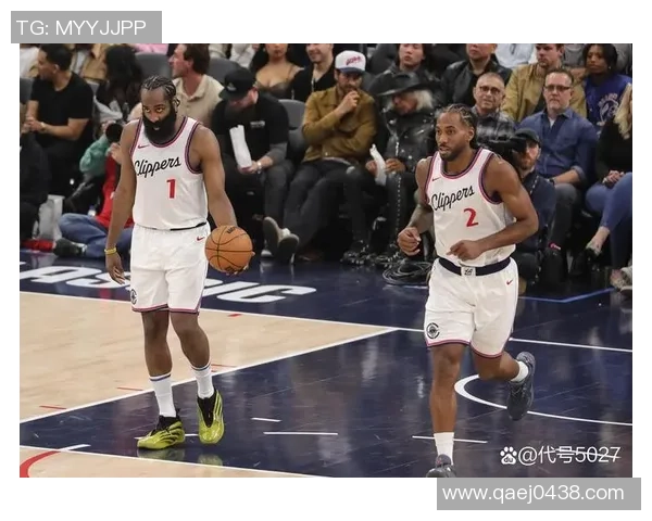 火箭队与掘金队激战正酣2月10日精彩对决引发球迷热议