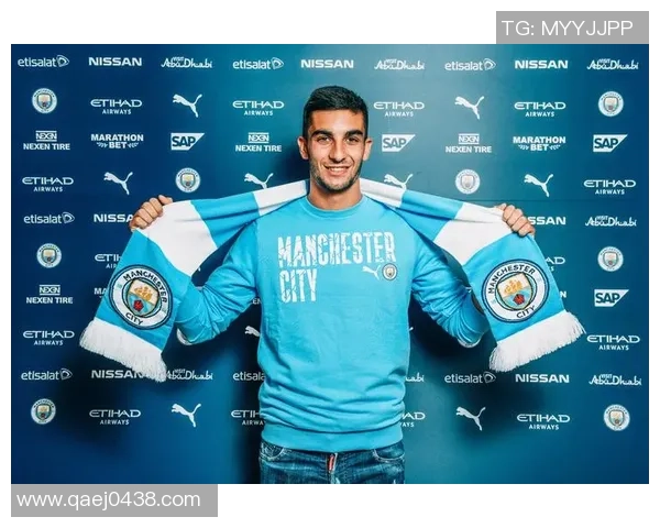 费兰托雷斯的崛起之路：从青训天才到世界足坛新星的传奇旅程